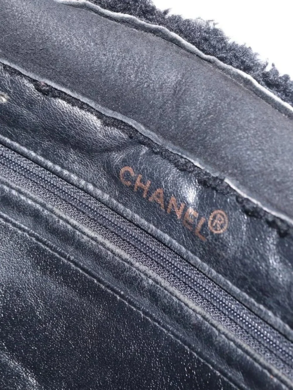 CHANEL Tote Bag Mouton Black CC Auth bs31120